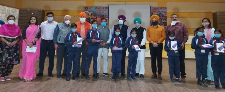 ਮੁੱਖ ਮੰਤਰੀ ਦੀ ਅਗਵਾਈ ਹੇਠ (3)